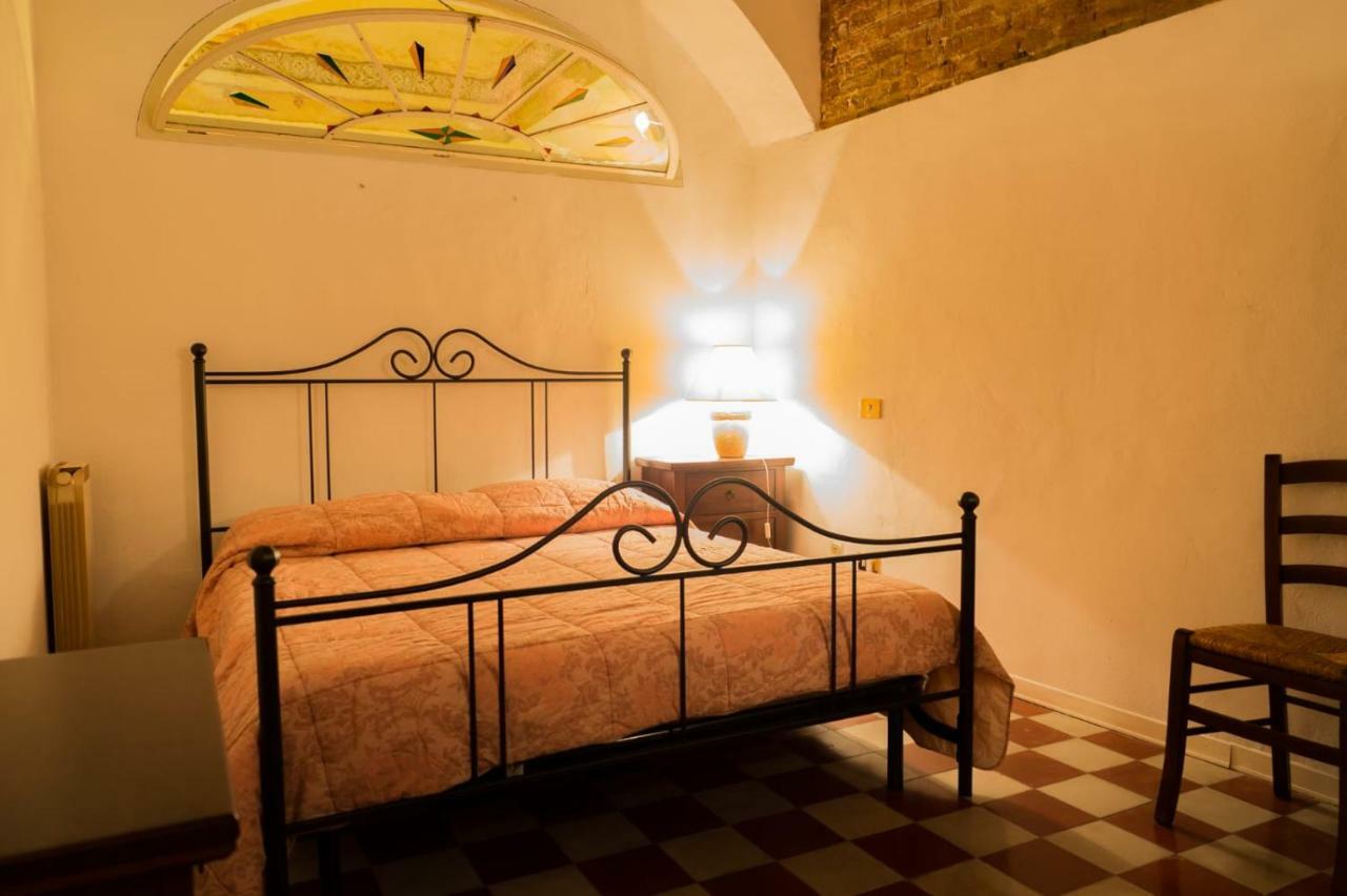 Residenza D'Epoca " Il Campo" By Francigenaapartments Siena Exterior foto